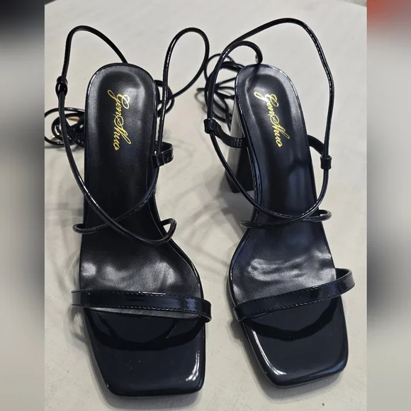 Genshuo Black Strappy Women's Heels - Picture 11 of 16